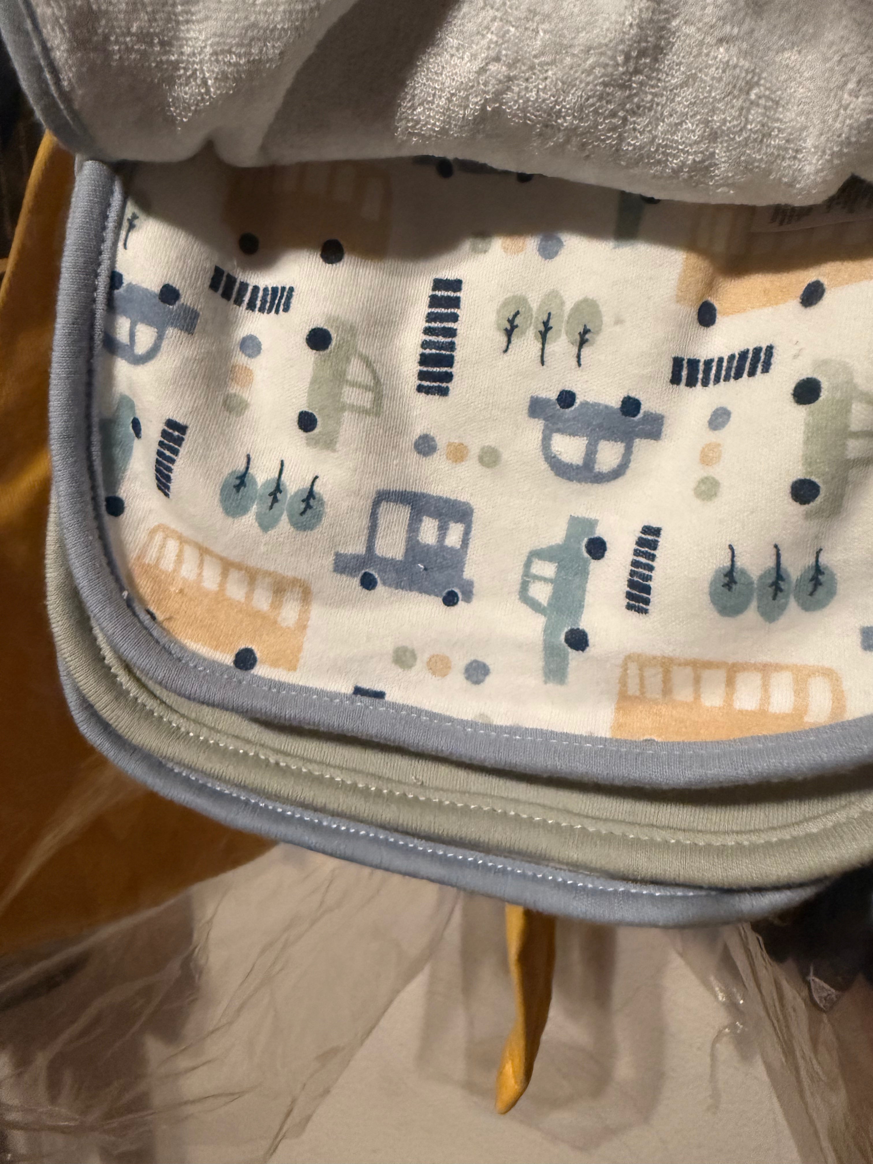 5 piece Baby Gear Bib set